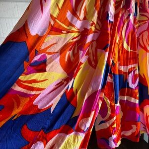 Vibrant Floral Wide Leg cropped Pants